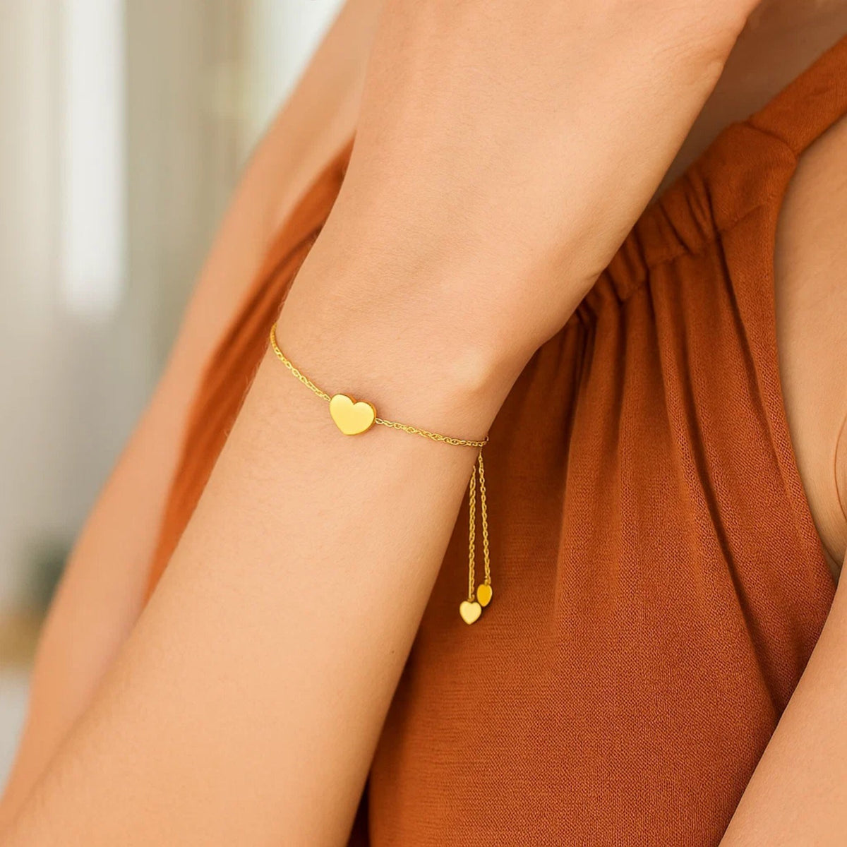 14K Yellow Gold Adjustable Heart Bracelet  (0.90 mm)