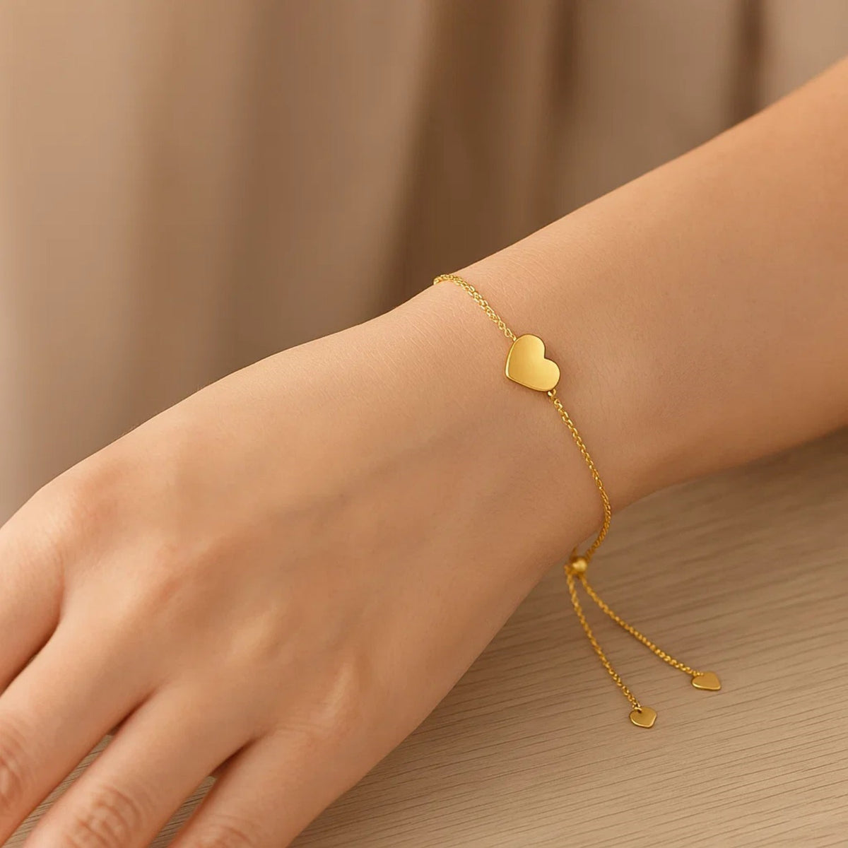 14K Yellow Gold Adjustable Heart Bracelet  (0.90 mm)