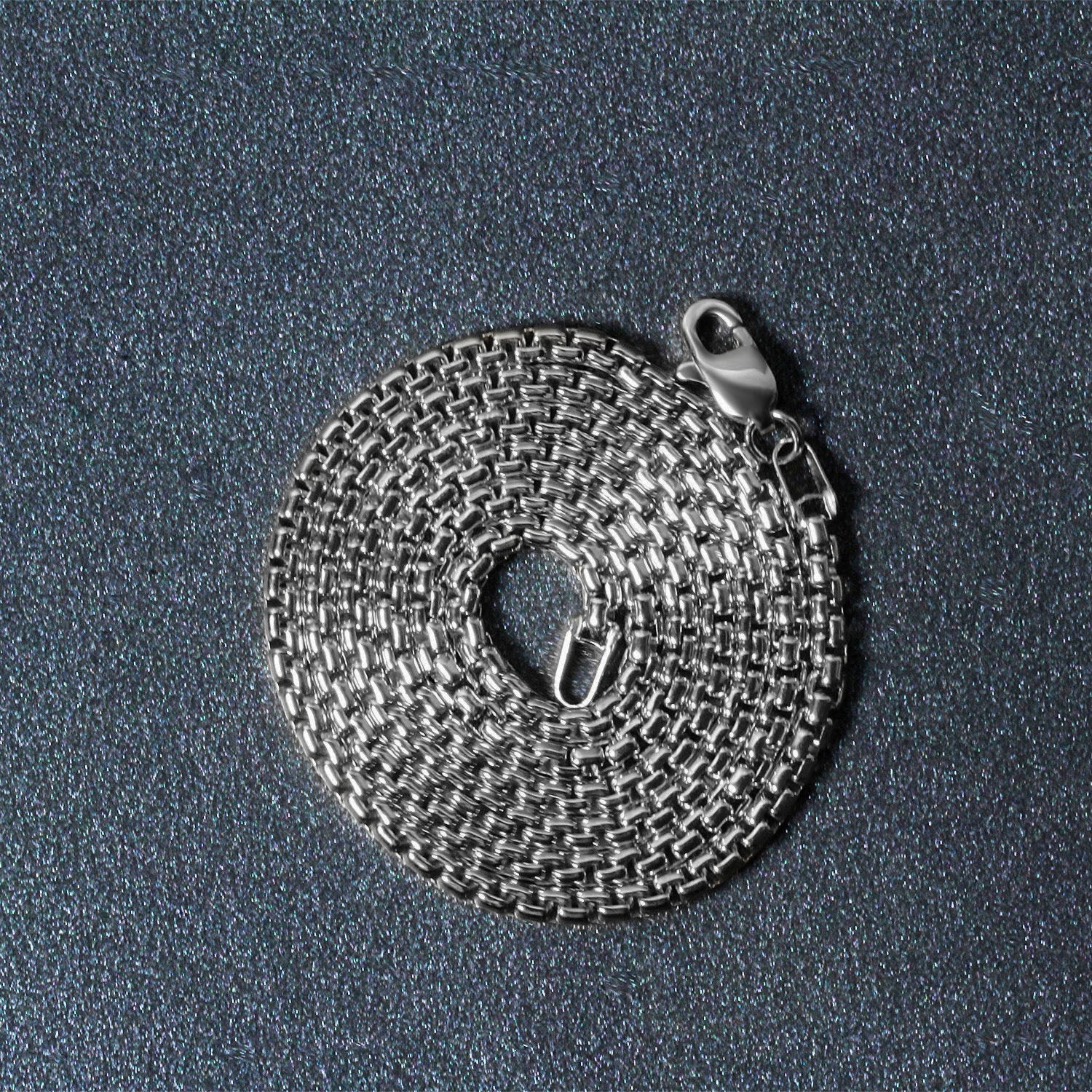 Solid Box Chain in 14K White Gold, 2.5 mm